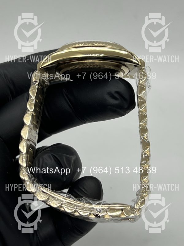 Фото 19 - Rolex Day-Date 36mm Art 5748