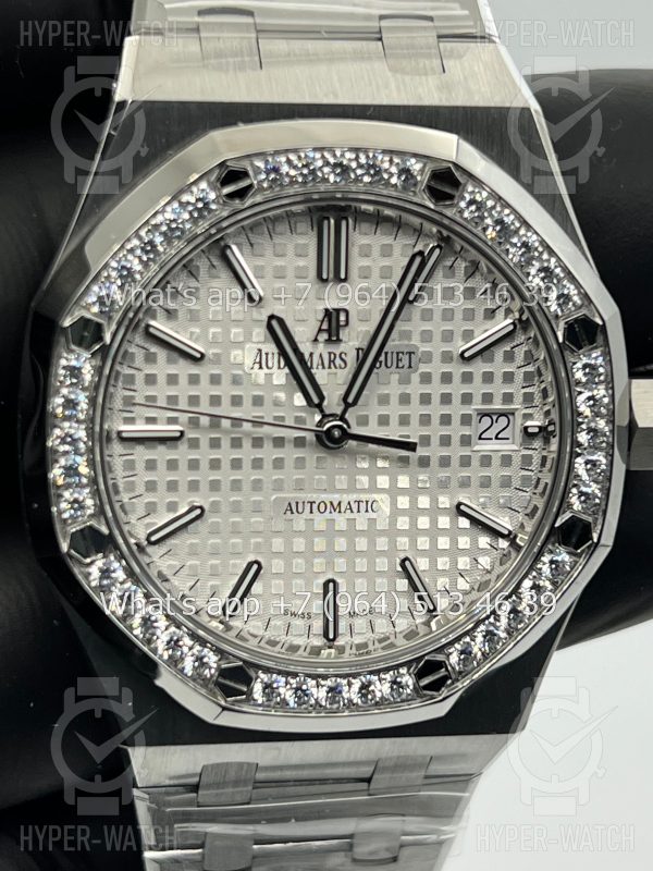 Товар Audemars Piguet Royal Oak 37mm 15451ST.ZZ.D011CR.01 Steel Фото 2 - Audemars Piguet Royal Oak 37mm 15451ST.ZZ.D011CR.01 Steel