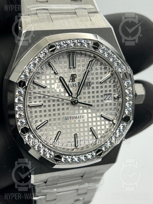 Товар Audemars Piguet Royal Oak 37mm 15451ST.ZZ.D011CR.01 Steel Фото 3 - Audemars Piguet Royal Oak 37mm 15451ST.ZZ.D011CR.01 Steel