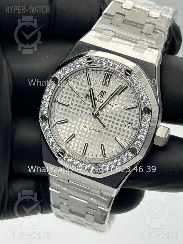 Товар Audemars Piguet Royal Oak 37mm 15451ST.ZZ.D011CR.01 Steel Фото 4 - Audemars Piguet Royal Oak 37mm 15451ST.ZZ.D011CR.01 Steel