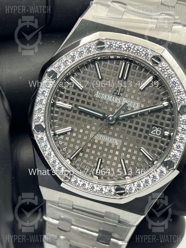 Фото 5 - Audemars Piguet Royal Oak 37mm 15451ST.ZZ.1256ST.02 Steel