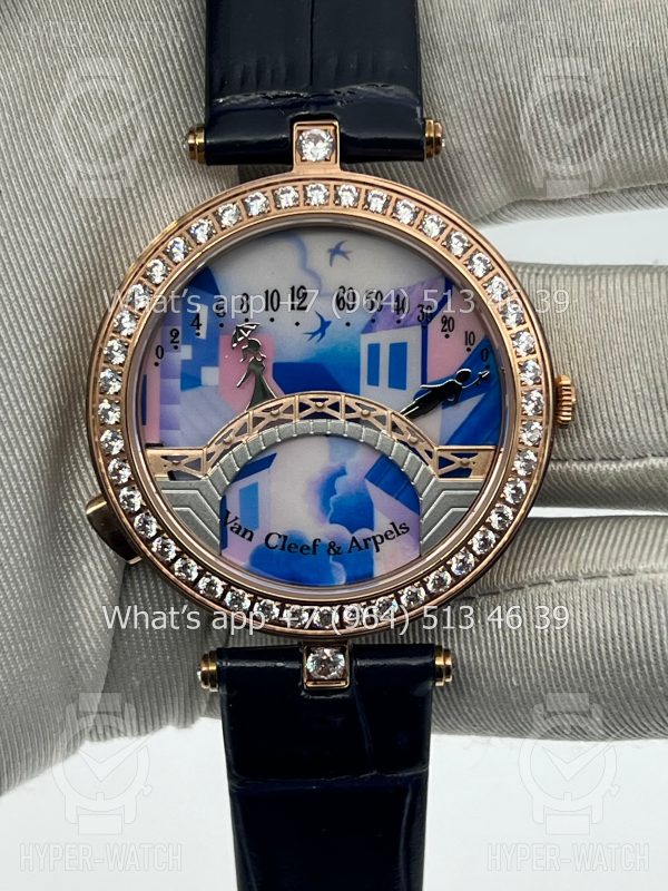Товар Van Cleef & Arpels Poetic Complication Lady Arpels Pont des Amoureux 38mm VCARO8TZ00 Фото 5 - Van Cleef & Arpels Poetic Complication Lady Arpels Pont des Amoureux 38mm VCARO8TZ00