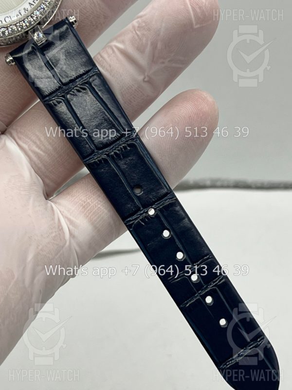 Товар Van Cleef & Arpels Poetic Complication Lady Arpels Day and Night 38mm VCARN25800 Фото 4 - Van Cleef & Arpels Poetic Complication Lady Arpels Day and Night 38mm VCARN25800