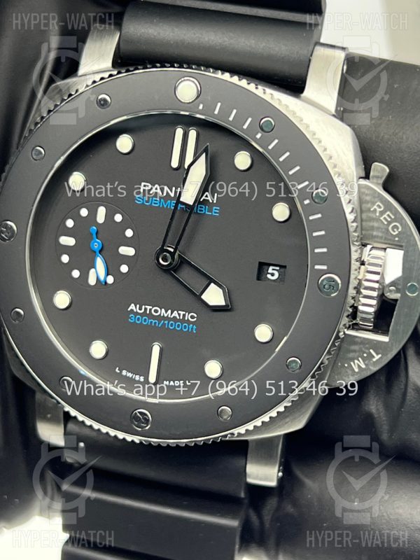 Товар Officine Panerai Luminor Submersible PAM0683 Фото 4 - Officine Panerai Luminor Submersible PAM0683