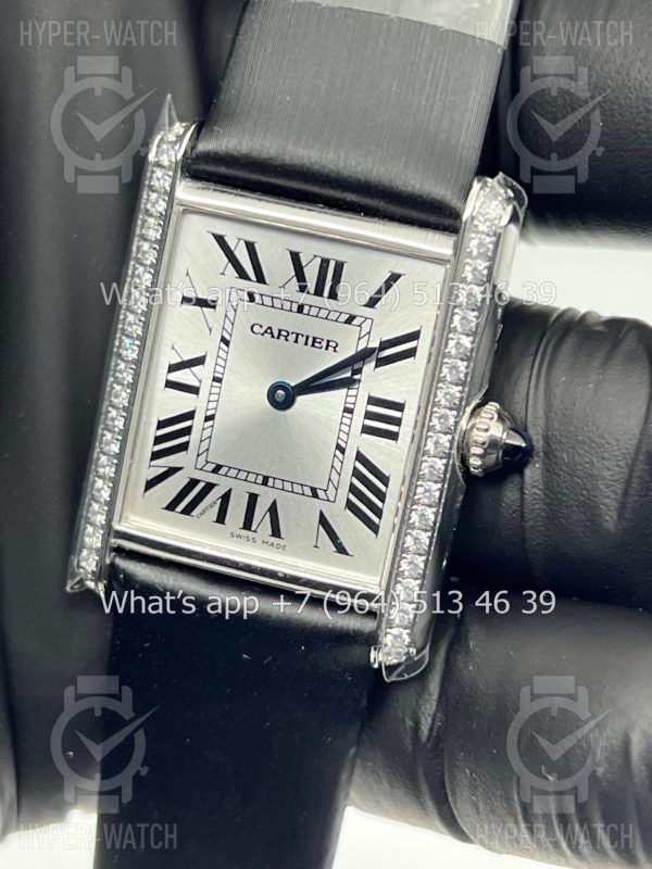 Товар Cartier Tank 25,5mm W4TA0017 Silver Dial Фото 4 - Cartier Tank 25,5mm W4TA0017 Silver Dial