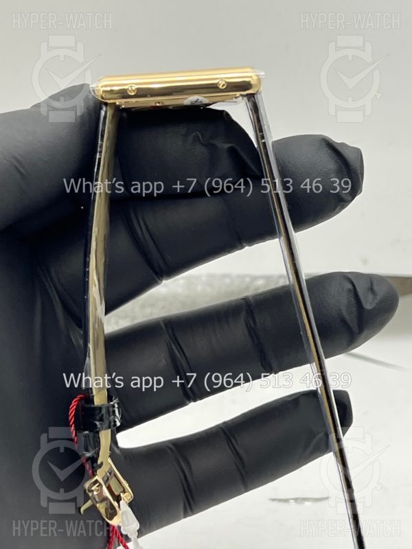 Товар Cartier Tank 25,5mm W1529756 Фото 16 - Cartier Tank 25,5mm W1529756
