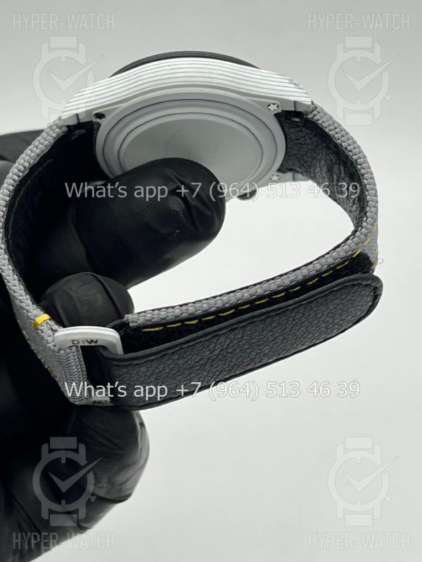Товар Rolex Cosmograph Daytona Carbon DIW Space Mission Фото 14 - Rolex Cosmograph Daytona Carbon DIW Space Mission