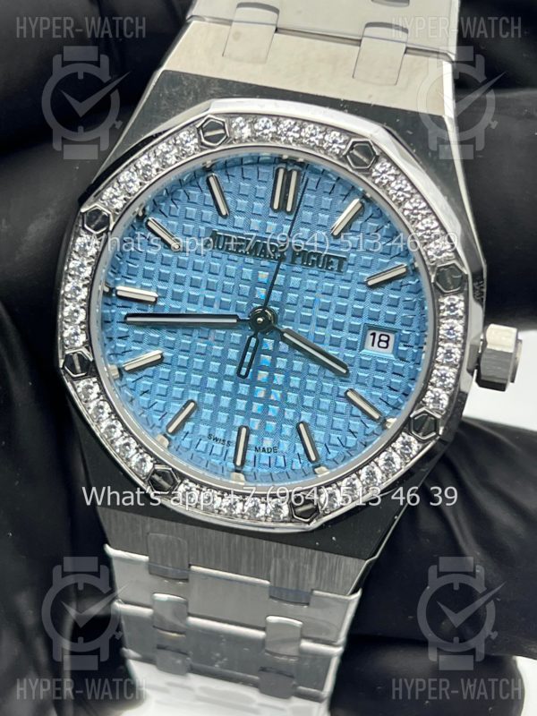 Товар Audemars Piguet Royal Oak 37mm 77451ST.ZZ.1361ST.03 Фото 3 - Audemars Piguet Royal Oak 37mm 77451ST.ZZ.1361ST.03