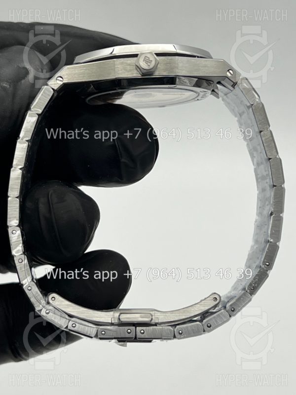 Товар Audemars Piguet Royal Oak 37mm 77451ST.ZZ.1361ST.03 Фото 11 - Audemars Piguet Royal Oak 37mm 77451ST.ZZ.1361ST.03