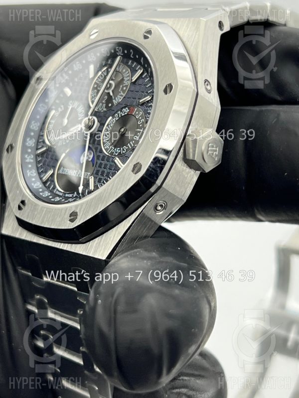 Товар Audemars Piguet Royal Oak Perpetual Calendar 26574TI.OO.1220TI.01 Фото 7 - Audemars Piguet Royal Oak Perpetual Calendar 26574TI.OO.1220TI.01