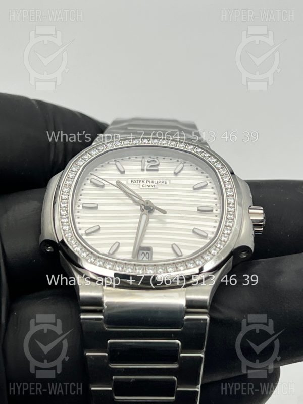 Товар Patek Philippe Nautilus 35mm 7118/1200A-010 3K Фото 11 - Patek Philippe Nautilus 35mm 7118/1200A-010 3K