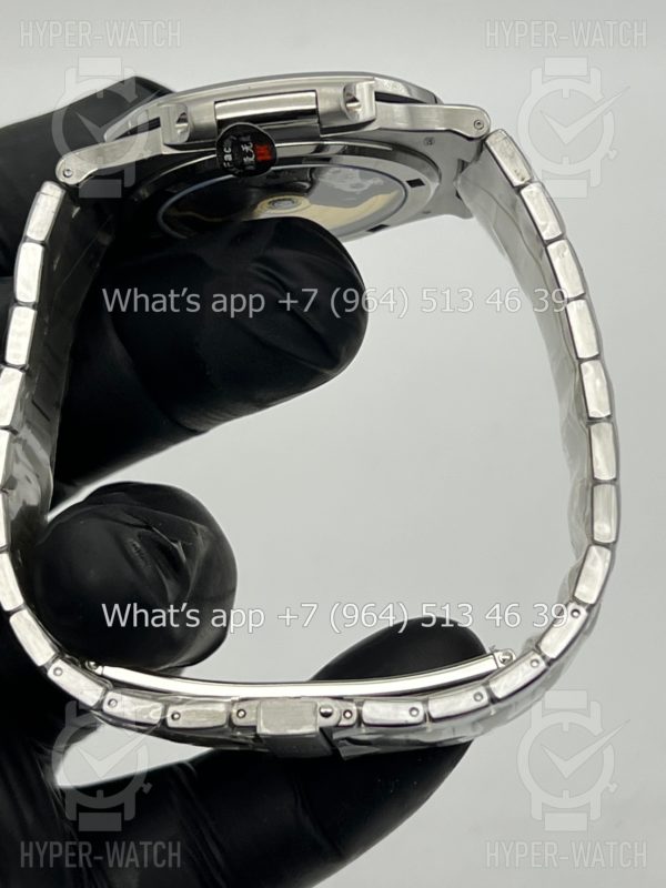Фото 10 - Patek Philippe Nautilus 40mm 5711/1A-010 Diamond