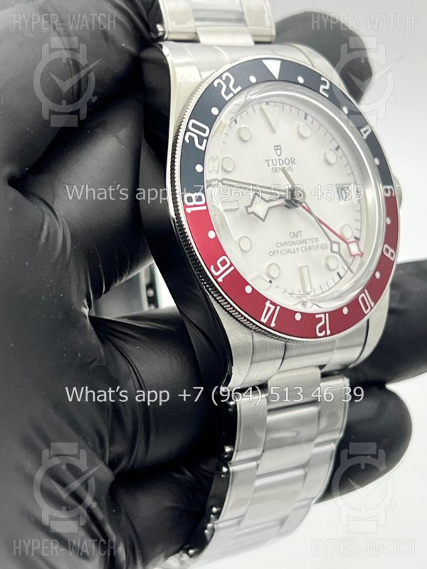 Товар Tudor Black Bay GMT m79830rb-0010 Фото 7 - Tudor Black Bay GMT m79830rb-0010