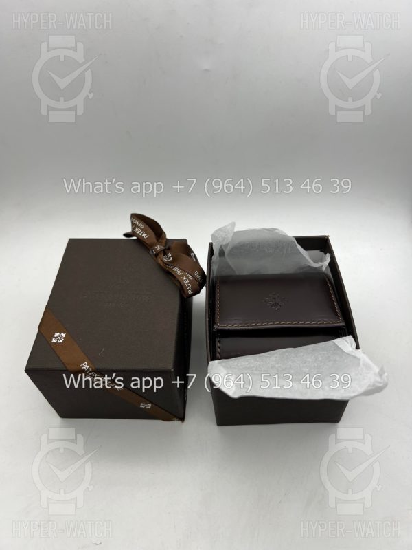 Товар Patek Philippe Nautilus 35mm 7118/1450G-001 Фото 2 - Patek Philippe Nautilus 35mm 7118/1450G-001