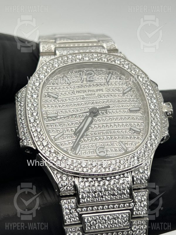 Товар Patek Philippe Nautilus 35mm 7118/1450G-001 Фото 16 - Patek Philippe Nautilus 35mm 7118/1450G-001