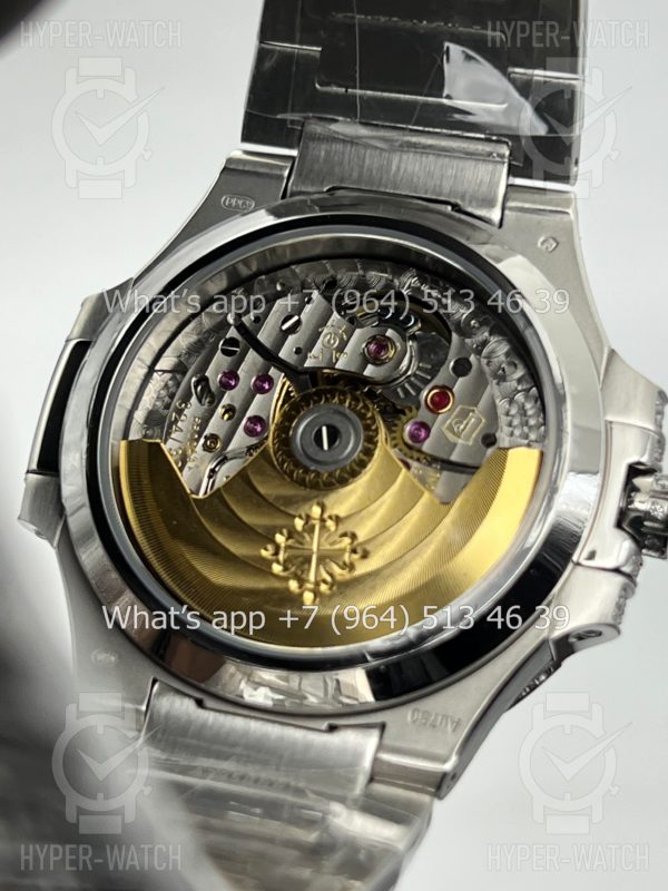 Товар Patek Philippe Nautilus 35mm 7118/1450G-001 Фото 25 - Patek Philippe Nautilus 35mm 7118/1450G-001