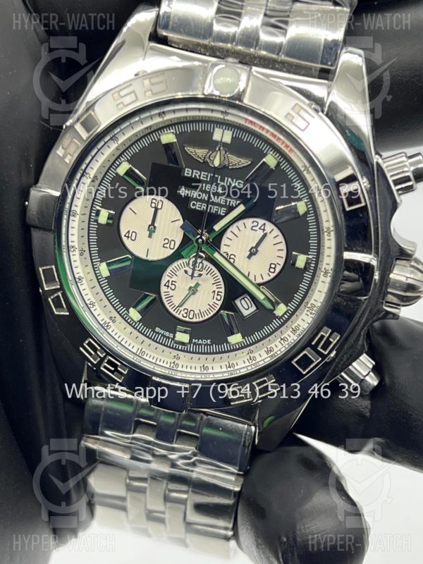 Фото 5 - Breitling Chronomat 44 Black Art 6805