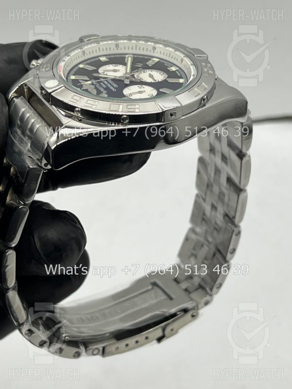 Фото 14 - Breitling Chronomat 44 Black Art 6805