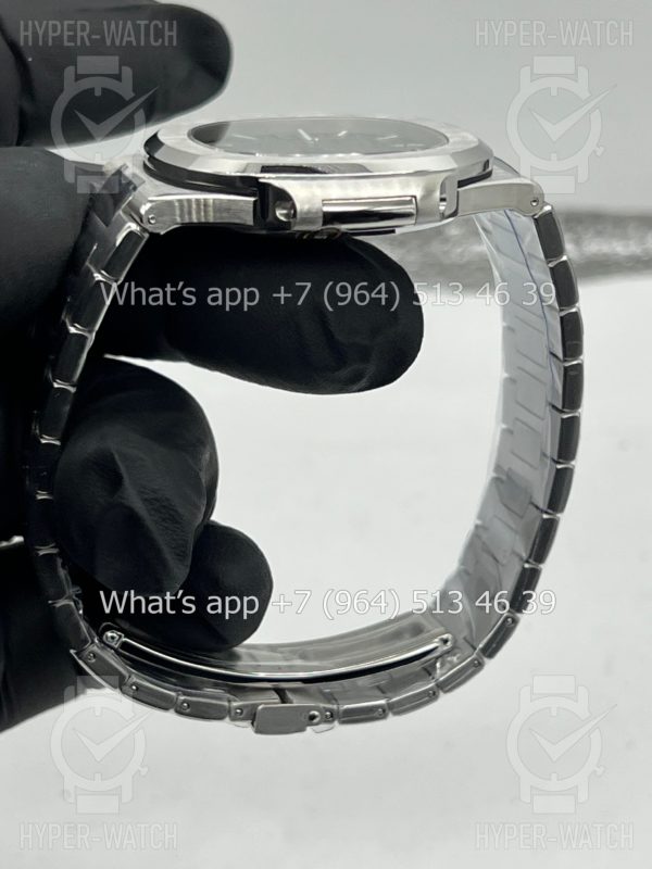 Товар Patek Philippe Nautilus 40mm 5711/1A Фото 12 - Patek Philippe Nautilus 40mm 5711/1A