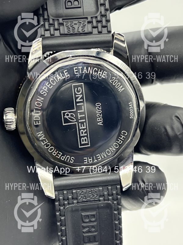 Фото 15 - Breitling Superocean Heritage 42mm Art 6564