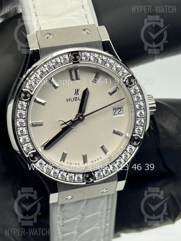 Товар Hublot Classic Fusion 33mm 581.NE.2010.LR.1204 Фото 3 - Hublot Classic Fusion 33mm 581.NE.2010.LR.1204
