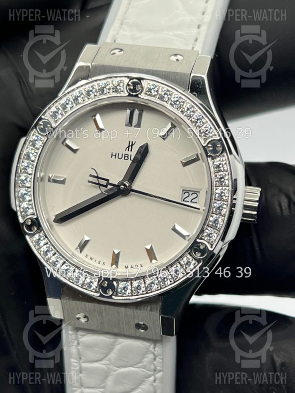 Товар Hublot Classic Fusion 33mm 581.NE.2010.LR.1204 Фото 4 - Hublot Classic Fusion 33mm 581.NE.2010.LR.1204