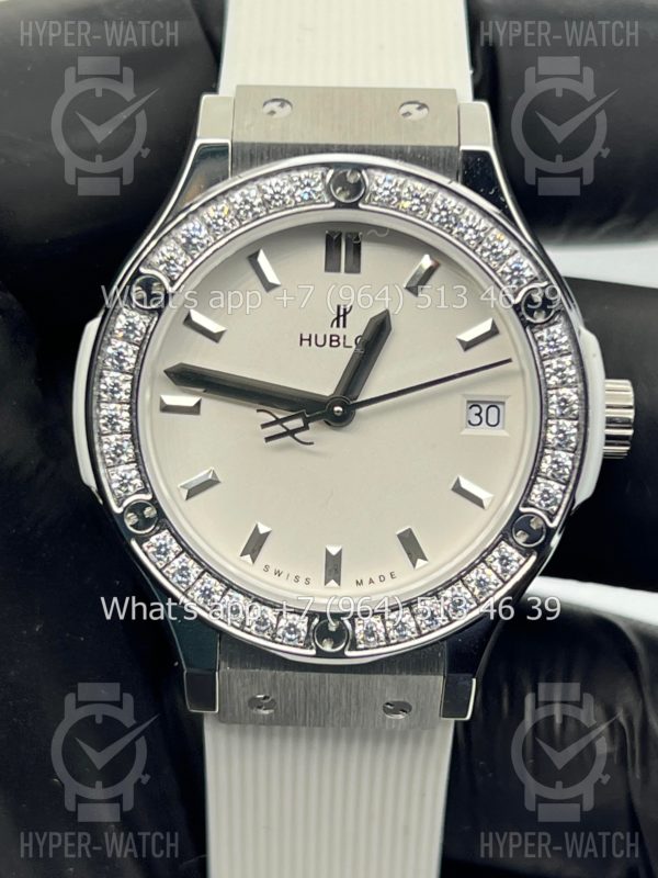 Товар Hublot Classic Fusion 33mm 581.NE.2010.LR.1204 Diamond Фото 5 - Hublot Classic Fusion 33mm 581.NE.2010.LR.1204 Diamond