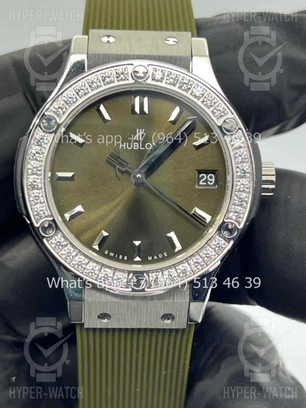 Товар Hublot Classic Fusion 33mm 581.NX.8970.LR.1104 Diamond Фото 7 - Hublot Classic Fusion 33mm 581.NX.8970.LR.1104 Diamond