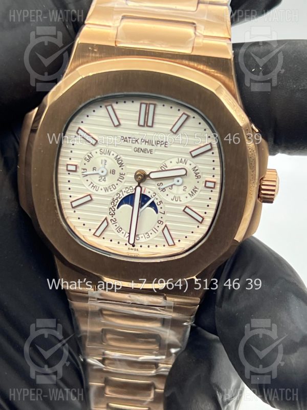 Товар Patek Philippe Nautilus 40mm Art 7449 Фото 2 - Patek Philippe Nautilus 40mm Art 7449