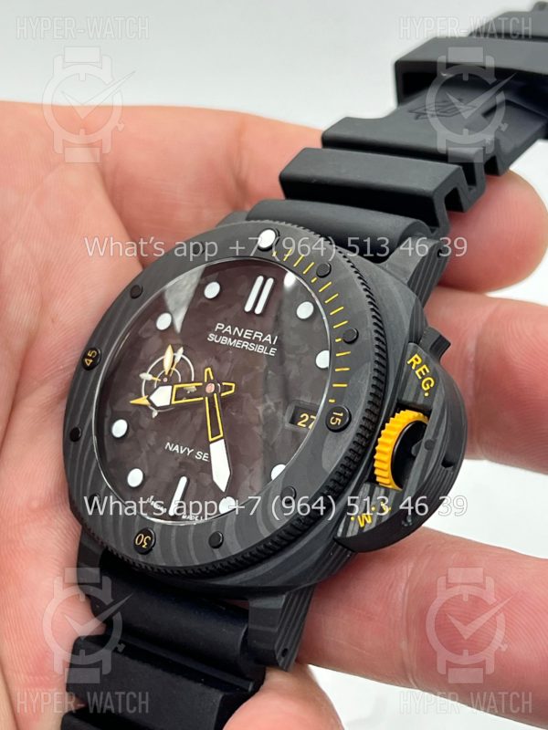 Товар Officine Panerai Luminor Submersible PAM01324 Фото 7 - Officine Panerai Luminor Submersible PAM01324