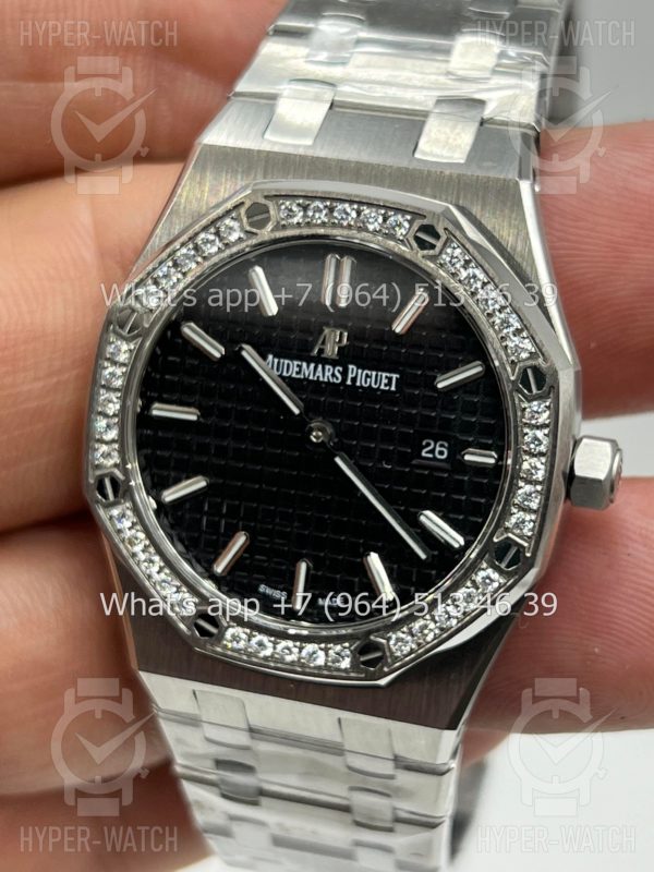 Товар Audemars Piguet Royal Oak 33mm 67651ST.ZZ.D002CR.01 Diamond Фото 6 - Audemars Piguet Royal Oak 33mm 67651ST.ZZ.D002CR.01 Diamond