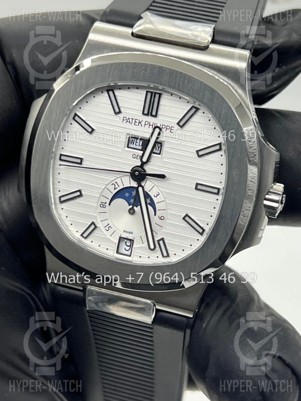 Товар Patek Philippe Nautilus 40mm 5726/1A-010 Black Фото 2 - Patek Philippe Nautilus 40mm 5726/1A-010 Black