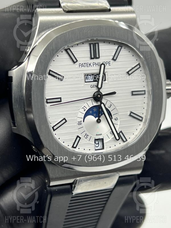 Товар Patek Philippe Nautilus 40mm 5726/1A-010 Black Фото 4 - Patek Philippe Nautilus 40mm 5726/1A-010 Black