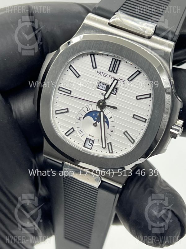 Товар Patek Philippe Nautilus 40mm 5726/1A-010 Black Фото 5 - Patek Philippe Nautilus 40mm 5726/1A-010 Black
