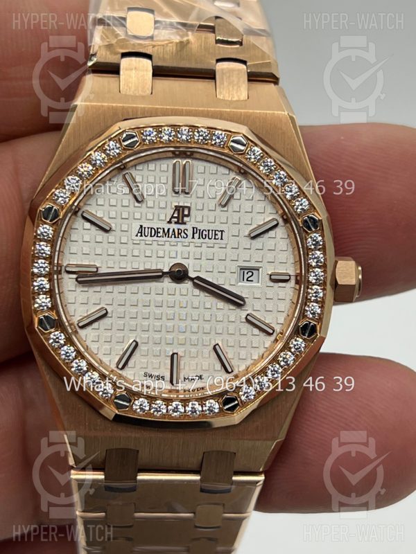 Товар Audemars Piguet Royal Oak 33mm 67651OR.ZZ.1261OR.01 Фото 6 - Audemars Piguet Royal Oak 33mm 67651OR.ZZ.1261OR.01
