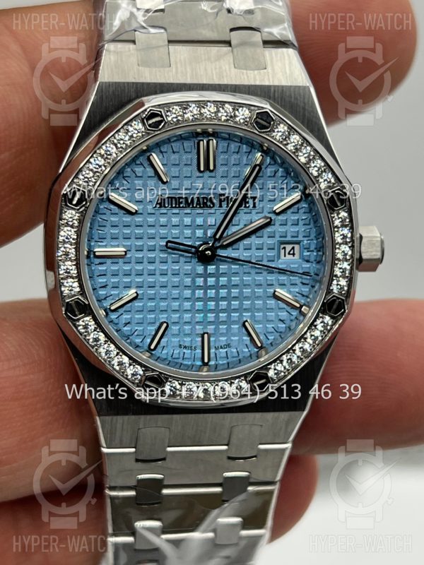 Товар Audemars Piguet Royal Oak 34mm 77451ST.ZZ.1361ST.01 Фото 3 - Audemars Piguet Royal Oak 34mm 77451ST.ZZ.1361ST.01