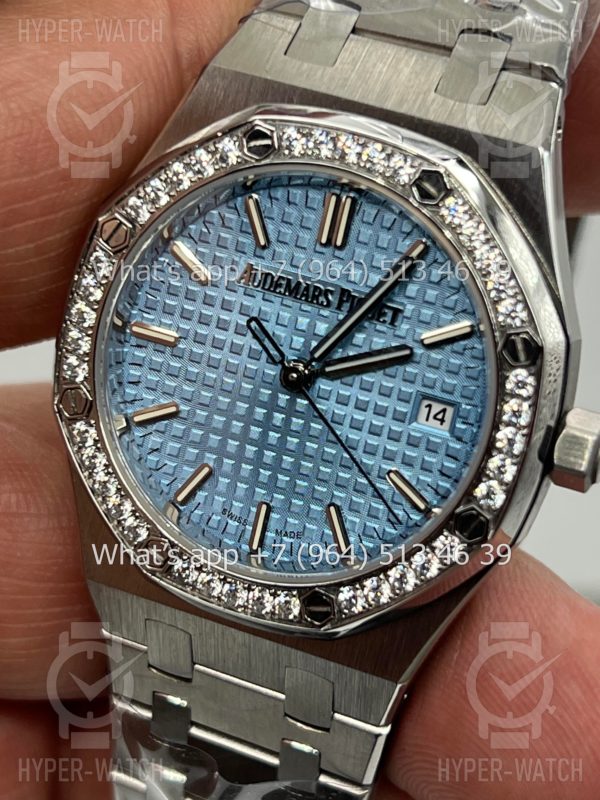 Товар Audemars Piguet Royal Oak 34mm 77451ST.ZZ.1361ST.01 Фото 7 - Audemars Piguet Royal Oak 34mm 77451ST.ZZ.1361ST.01