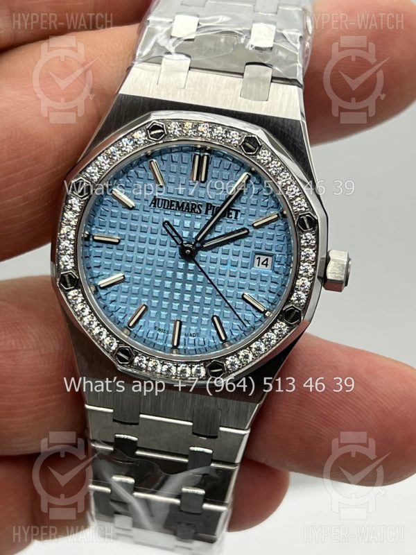 Товар Audemars Piguet Royal Oak 34mm 77451ST.ZZ.1361ST.01 Фото 8 - Audemars Piguet Royal Oak 34mm 77451ST.ZZ.1361ST.01