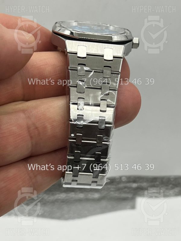 Товар Audemars Piguet Royal Oak 34mm 77451ST.ZZ.1361ST.01 Фото 10 - Audemars Piguet Royal Oak 34mm 77451ST.ZZ.1361ST.01