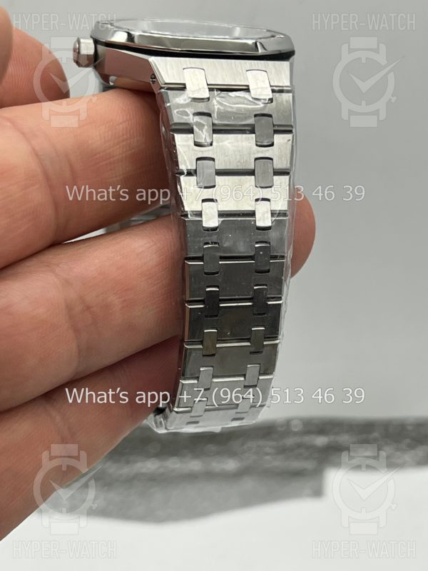 Товар Audemars Piguet Royal Oak 34mm 77451ST.ZZ.1361ST.01 Фото 13 - Audemars Piguet Royal Oak 34mm 77451ST.ZZ.1361ST.01