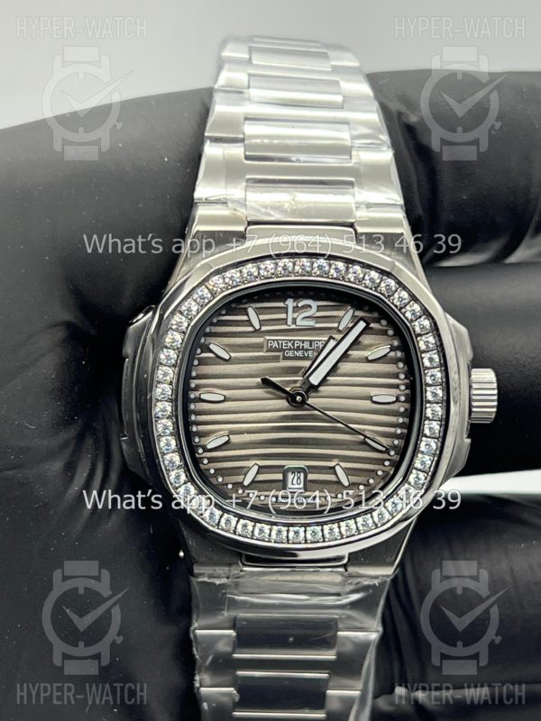 Фото 7 - Patek Philippe Nautilus 32mm Art 8121
