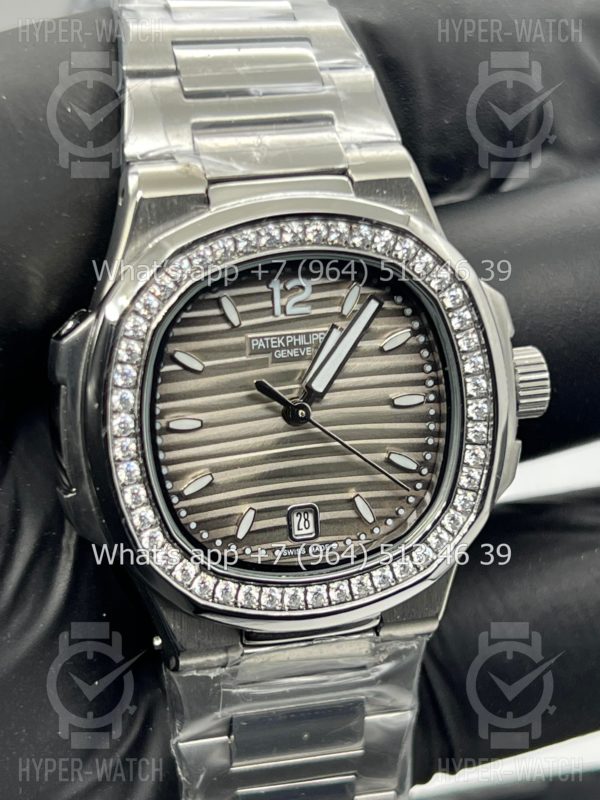 Фото 8 - Patek Philippe Nautilus 32mm Art 8121