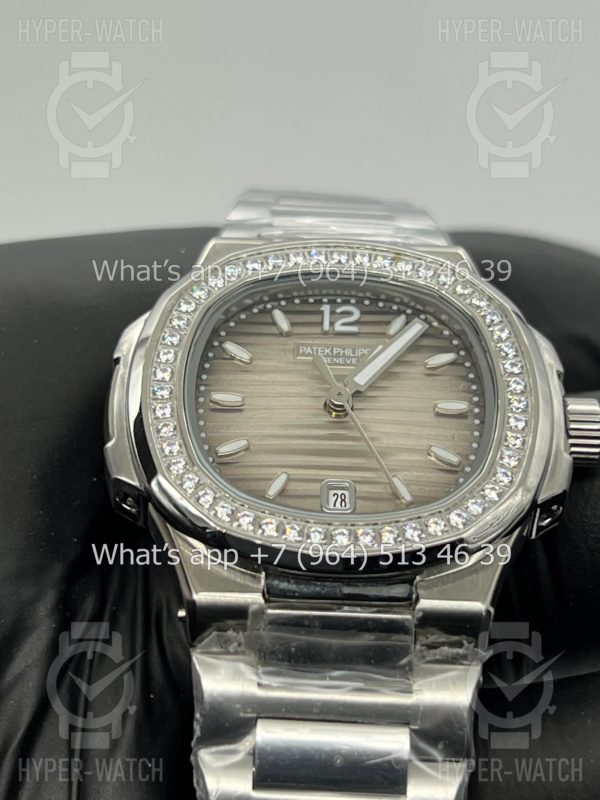 Фото 9 - Patek Philippe Nautilus 32mm Art 8121