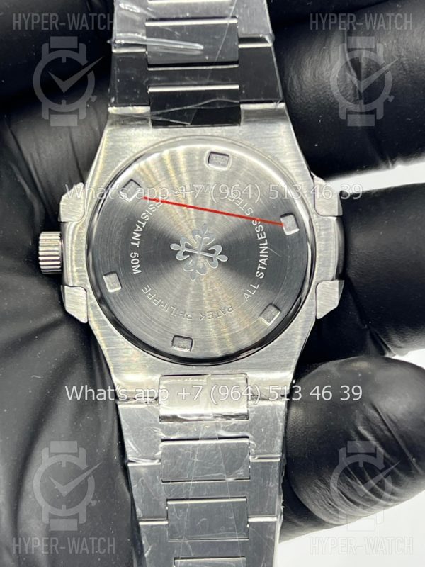 Фото 17 - Patek Philippe Nautilus 32mm Art 8121