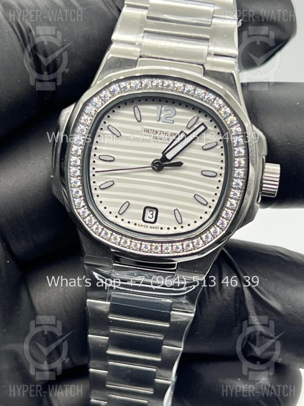 Товар Patek Philippe Nautilus 32mm Art 8122 Фото 2 - Patek Philippe Nautilus 32mm Art 8122