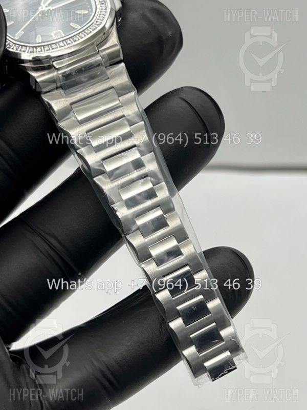 Фото 12 - Patek Philippe Nautilus 32mm Art 8125