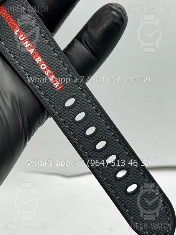 Товар Officine Panerai Luminor Luna Rossa PAM1381 Фото 9 - Officine Panerai Luminor Luna Rossa PAM1381