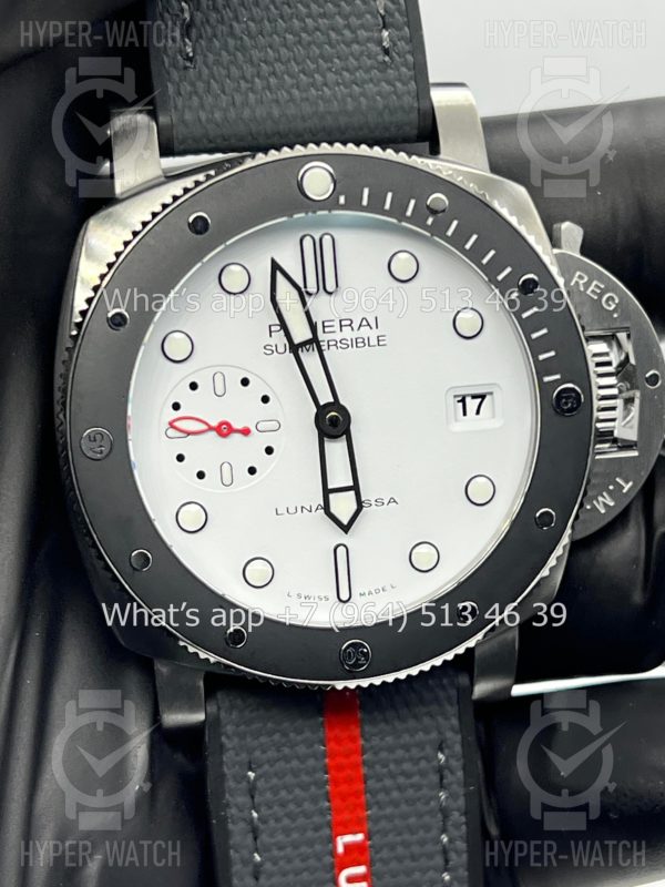 Товар Officine Panerai Luminor Submersible Luna Rossa PAM1579 Фото 2 - Officine Panerai Luminor Submersible Luna Rossa PAM1579