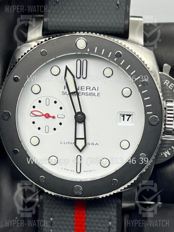 Товар Officine Panerai Luminor Submersible Luna Rossa PAM1579 Фото 3 - Officine Panerai Luminor Submersible Luna Rossa PAM1579