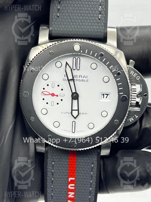 Товар Officine Panerai Luminor Submersible Luna Rossa PAM1579 Фото 5 - Officine Panerai Luminor Submersible Luna Rossa PAM1579